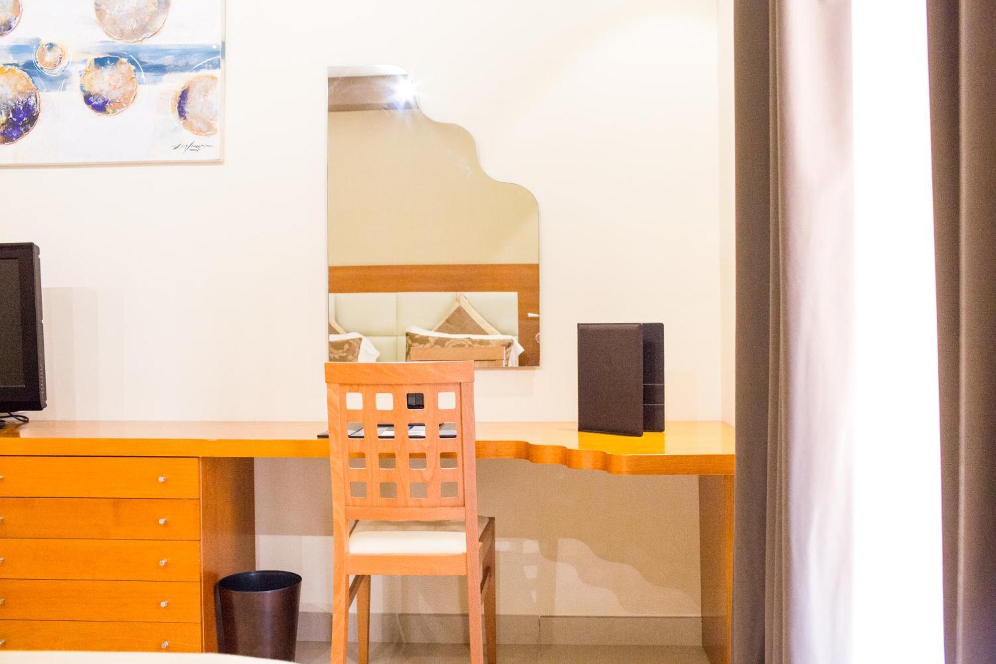 Hotel Agora Sure Hotel Collection By Best Western Lago Patria Δωμάτιο φωτογραφία