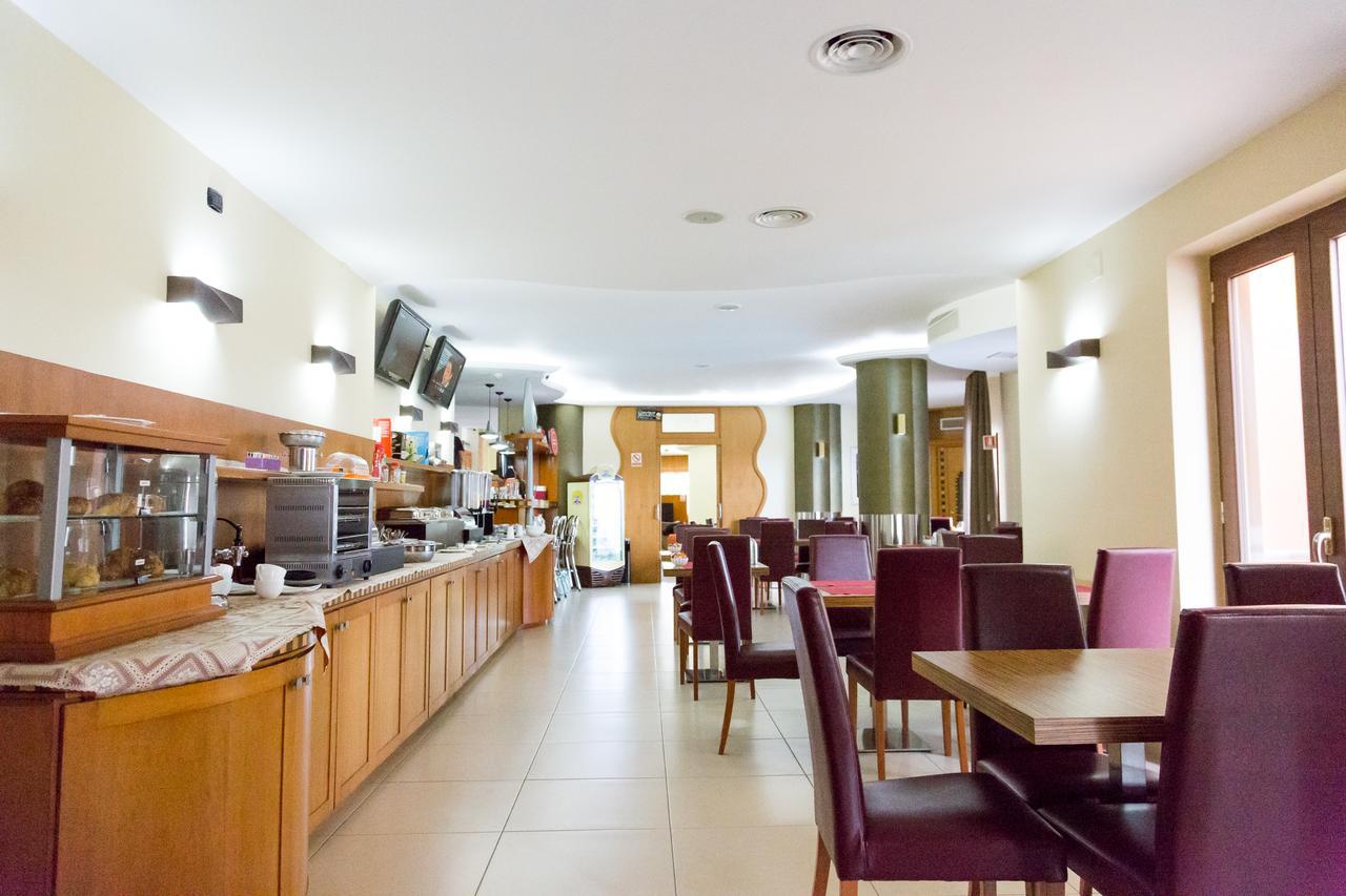 Hotel Agora Sure Hotel Collection By Best Western Lago Patria Εξωτερικό φωτογραφία